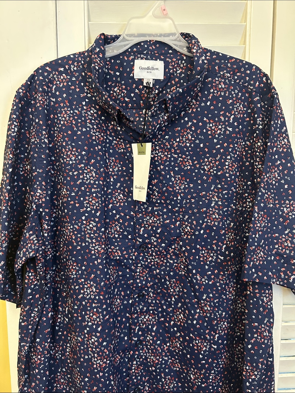 Goodfellow & Co Navy Button-Down Shirt with Pink & White Floral Print